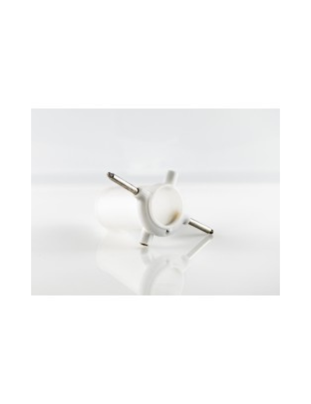 Support Blanc Pour Tube Rond 16 Mm – En Plastique, Hauteur 40 Mm – Entraxe 32 Mm – Idéal Bricolage, ITAR