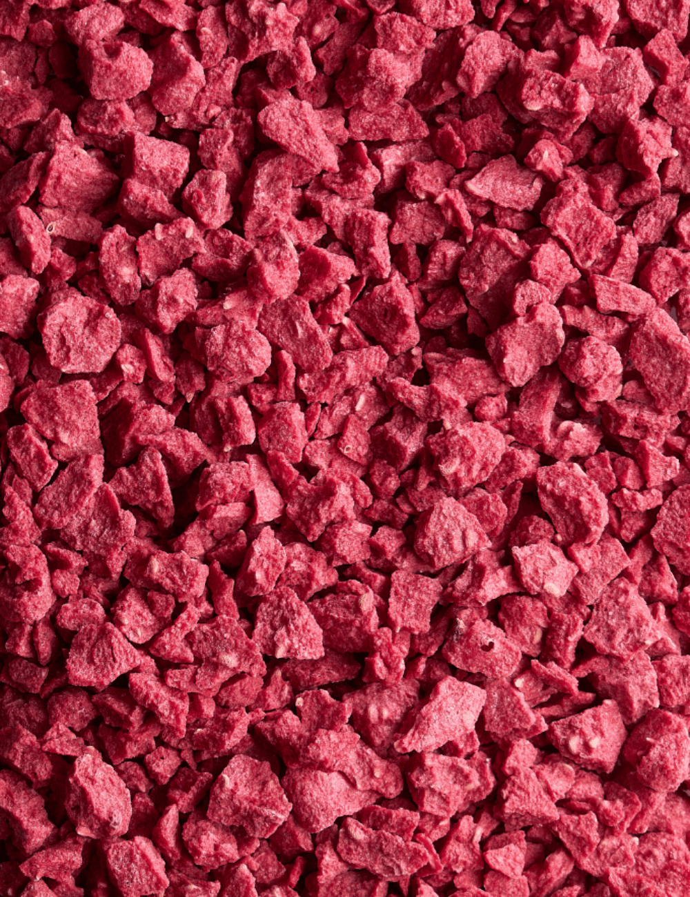 Raspberry Crispy - Detailed view of deep pink colour with visible seeds and matte texture - Sosa