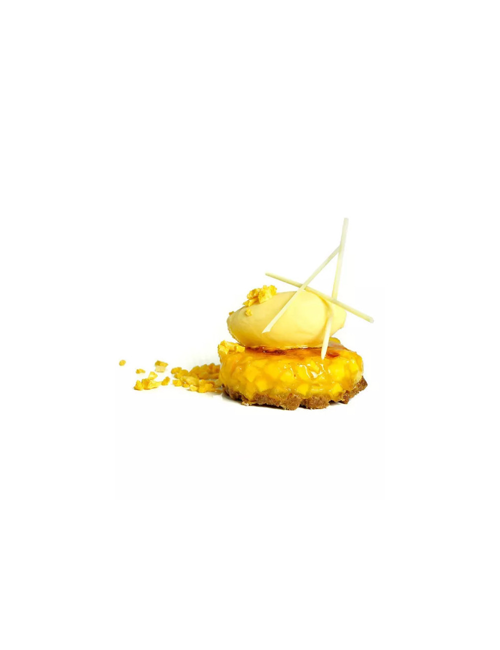 Sosa Crispy Range - Plated dessert application, crumble and ice cream